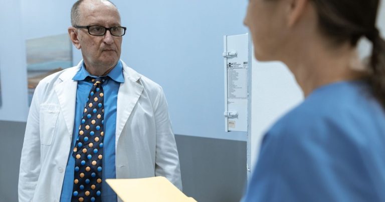 Software for Plastic Surgeons: Solo Practice vs Group