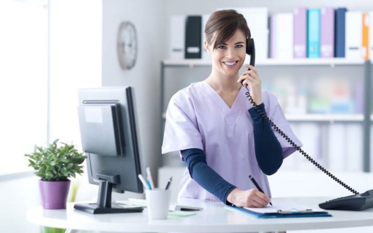 AI Receptionist for Plastic Surgery & Med Spas: Cost, HIPAA, and What Beats Missed-Call Text-Back (2026 Guide)